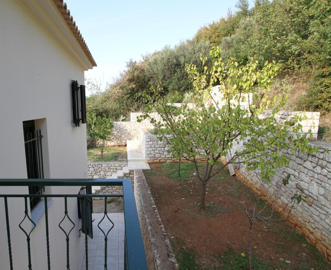 Kiparissia Castle & Sea View Villa Kyparissia Eksteriør billede